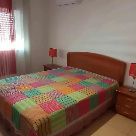 Armacao De Pera Apartamento *